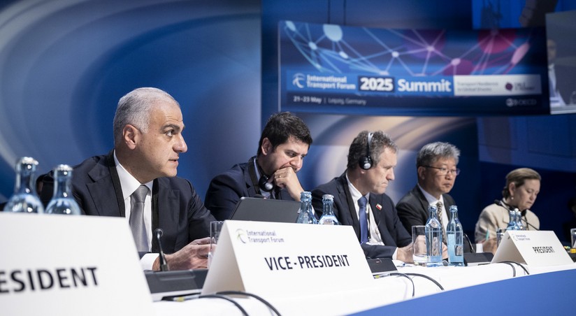 Azerbaijan takes over Presidency of International Transport Forum Summit