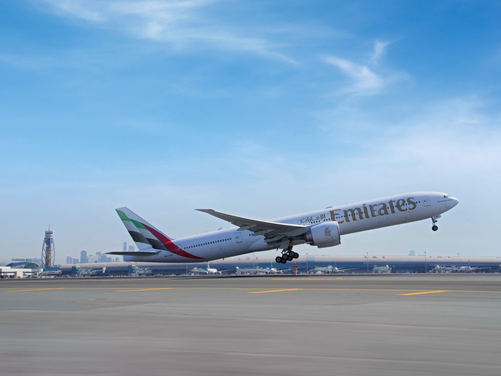 Emirates plane in Dubai: More flights on the route to Brazil