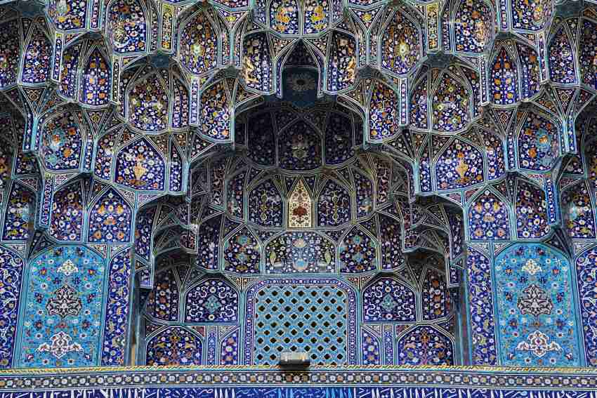 Iran’s Tourism: A Rising Pillar In Economic Growth And Cultural Exchange