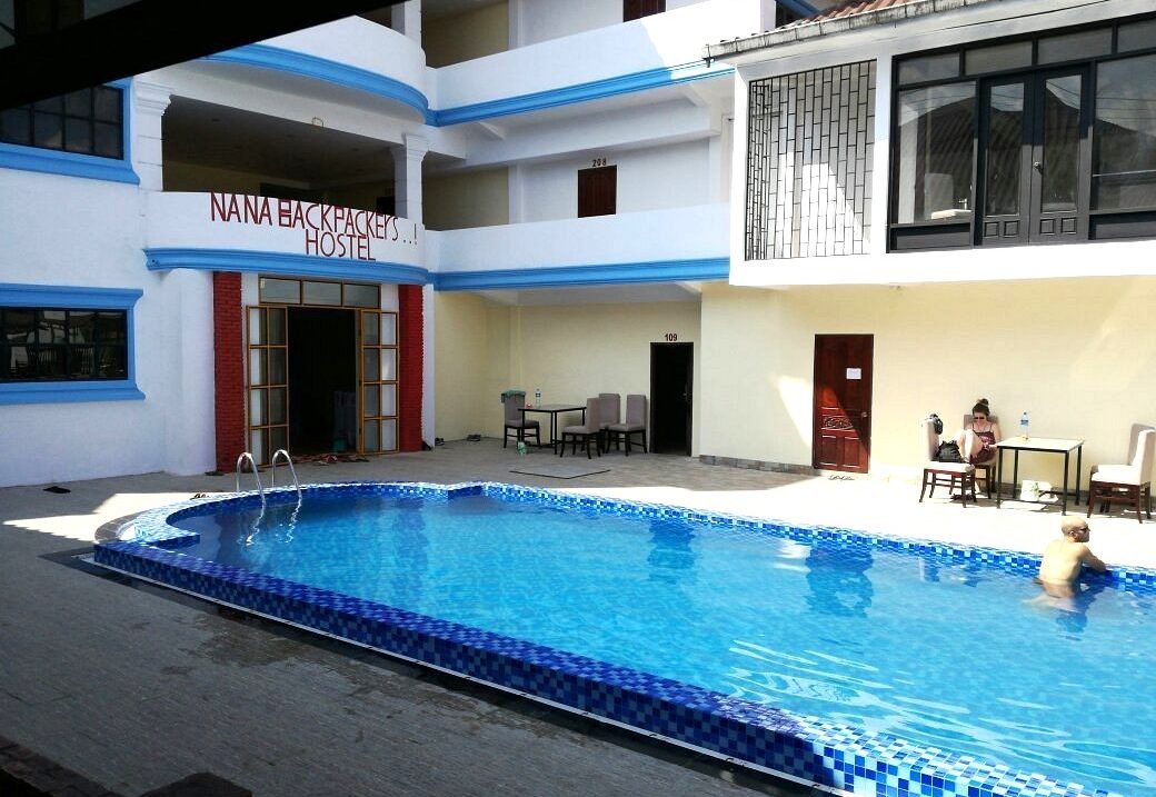 Laos infamous hostel at the center of a poisoning affair to reopen