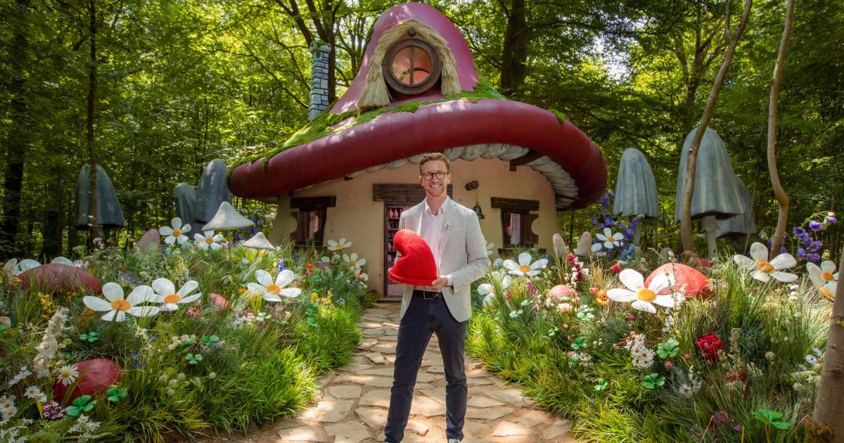 Experience a day in the life of a Smurf through Airbnb